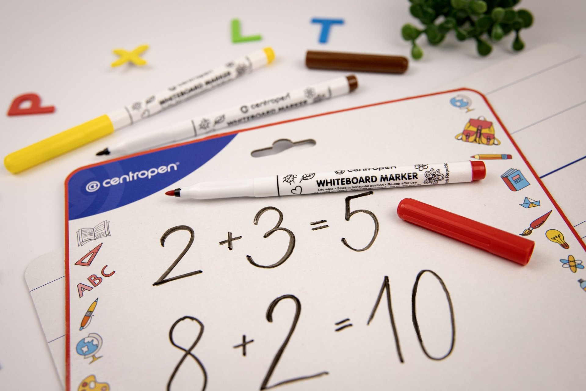 Tabla Scolara 2 Fete + 2 Markere Whiteboard 21 X 29.7cm Centropen