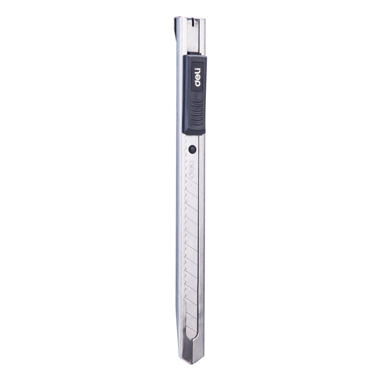 Cutter Mic Metalic Cu Sina Si Protectie Deli