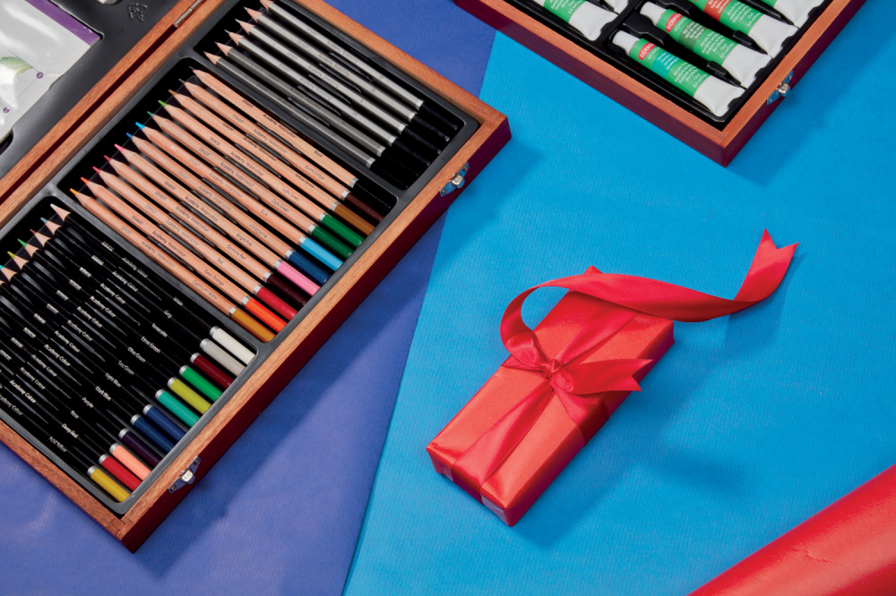 Set Complet Desen 35 Buc Cutie Lemn Derwent Academy