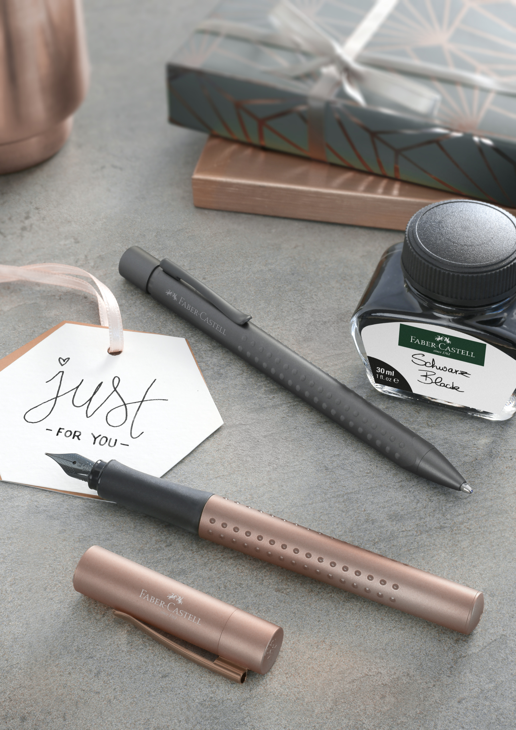 Stilou Grip 2011 Gri Antracit F Faber-Castell
