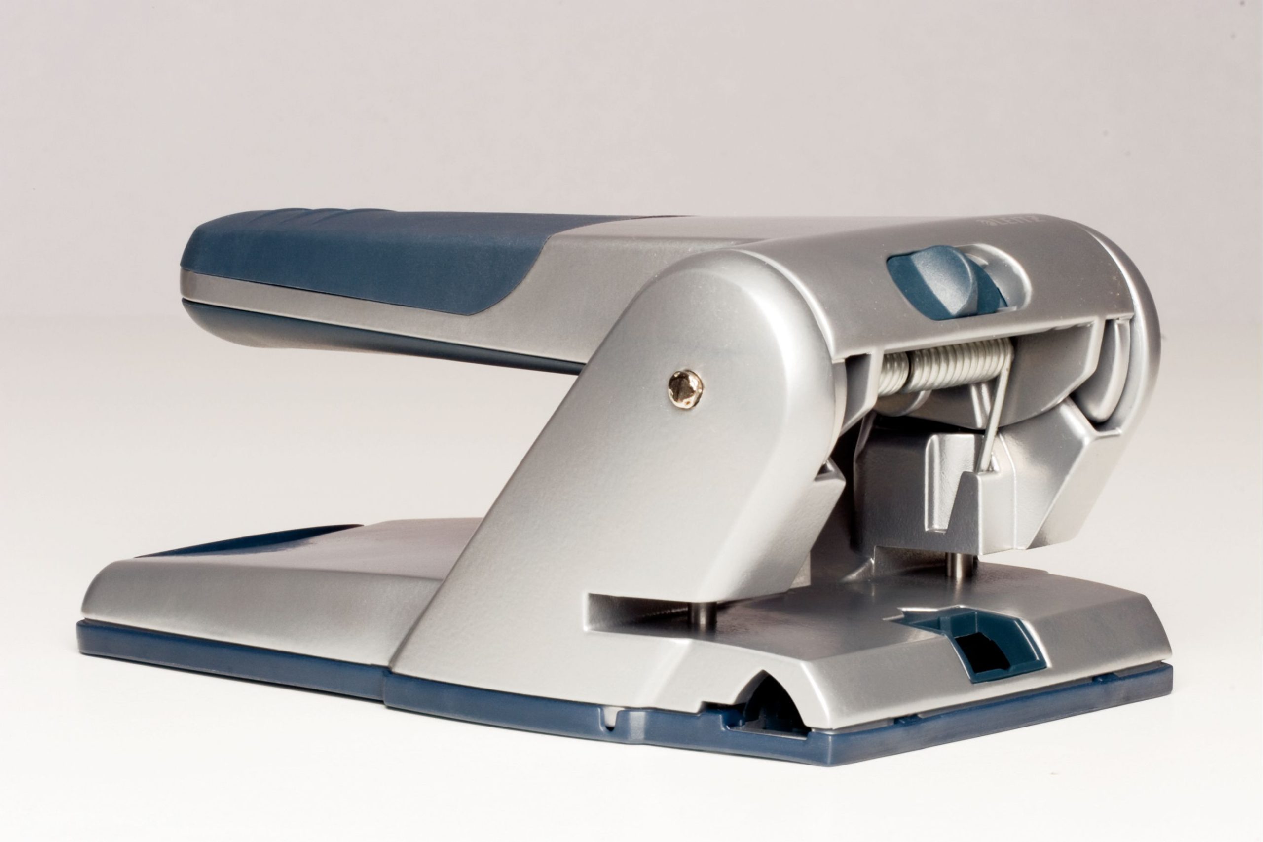Perforator 65 Coli Model 5180 Metalic Gri Leitz